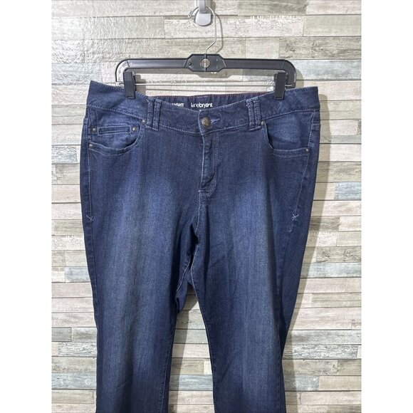 Women’s Lane Bryant Denim Jeans Dark Wash Straight Leg Plus Size 18 - Picture 4 of 15
